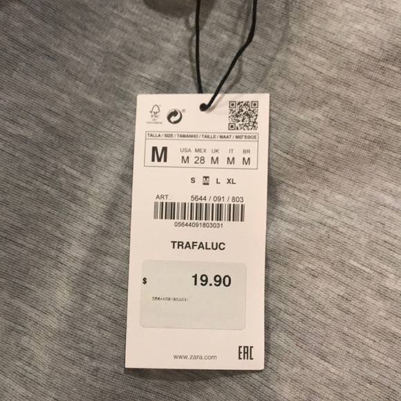 Dress - Picture 2 of 3